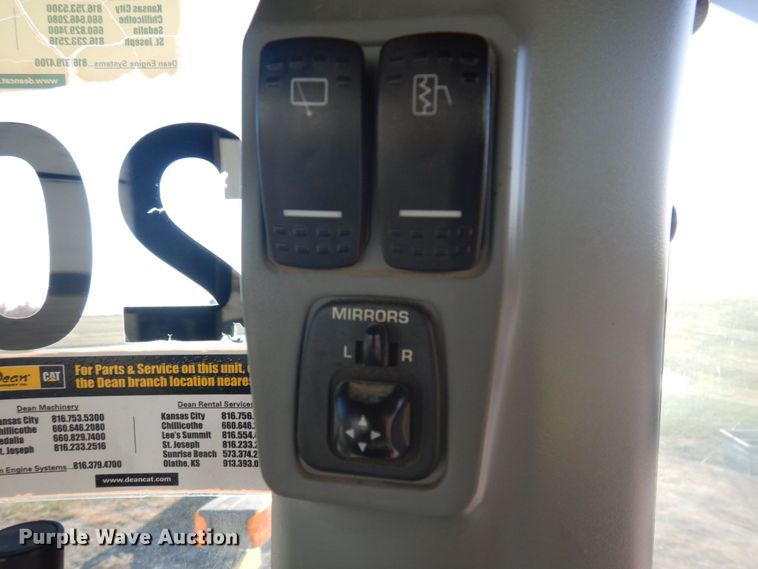 image for item DP0364 2008 Challenger MT635B  MFWD tractor