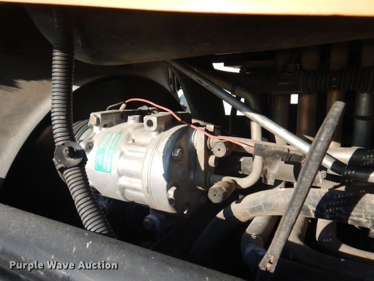 image for item DP0364 2008 Challenger MT635B  MFWD tractor