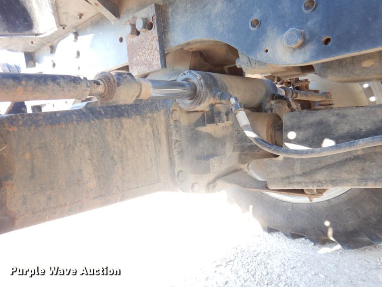 image for item DP0364 2008 Challenger MT635B  MFWD tractor