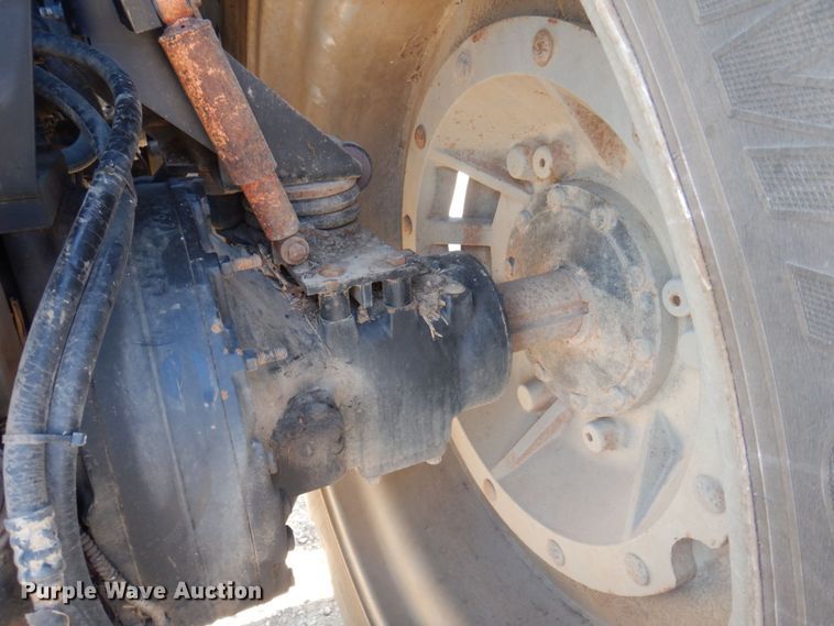 image for item DP0364 2008 Challenger MT635B  MFWD tractor