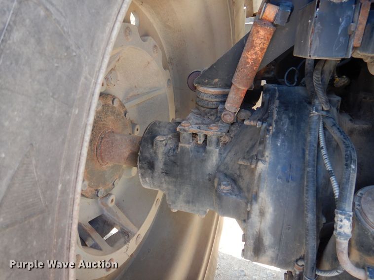 image for item DP0364 2008 Challenger MT635B  MFWD tractor