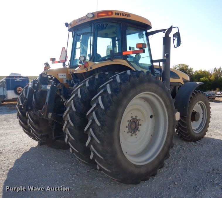 image for item DP0368 2008 Challenger MT635B  MFWD tractor