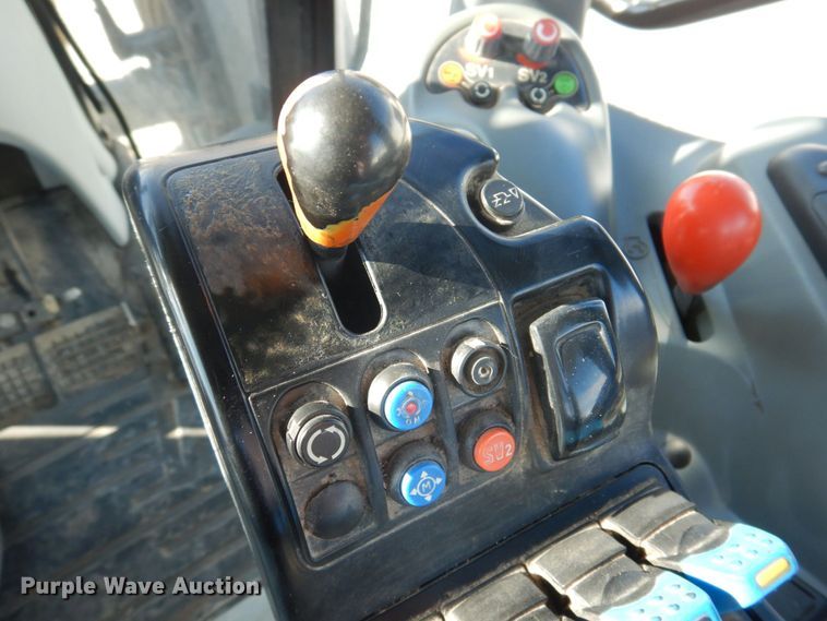 image for item DP0368 2008 Challenger MT635B  MFWD tractor