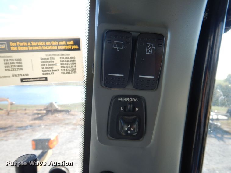 image for item DP0368 2008 Challenger MT635B  MFWD tractor