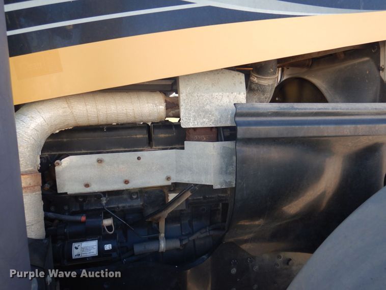 image for item DP0368 2008 Challenger MT635B  MFWD tractor