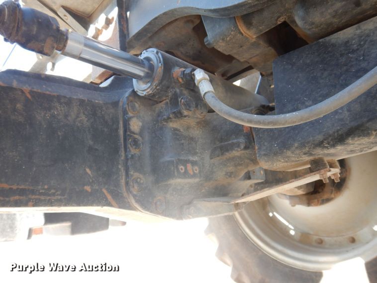 image for item DP0368 2008 Challenger MT635B  MFWD tractor