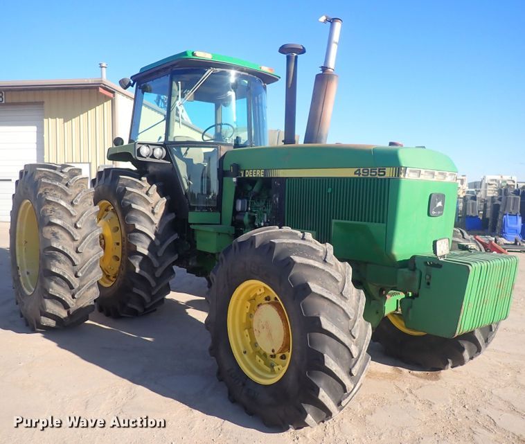 image for item DQ2966 1989 John Deere 4955  MFWD tractor