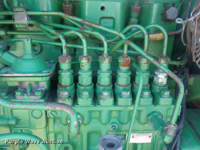 image for item DQ2966 1989 John Deere 4955  MFWD tractor