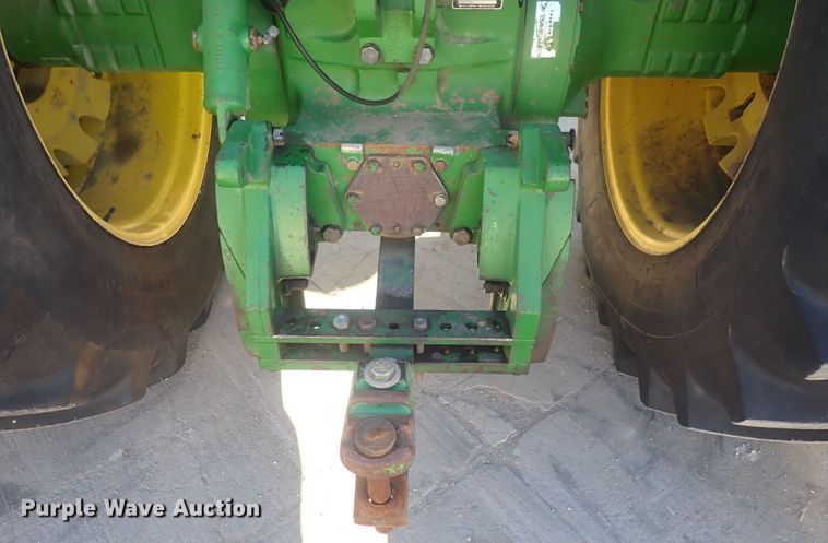 image for item DQ2966 1989 John Deere 4955  MFWD tractor