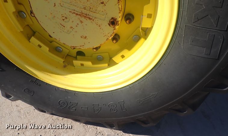 image for item DQ2966 1989 John Deere 4955  MFWD tractor