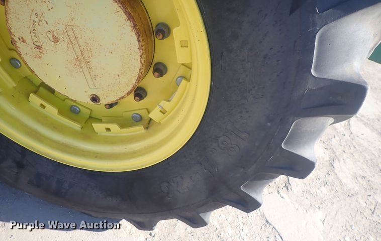 image for item DQ2966 1989 John Deere 4955  MFWD tractor