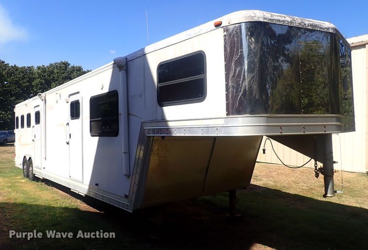 image for item DQ2989 2003 Keifer S-E173  livestock trailer