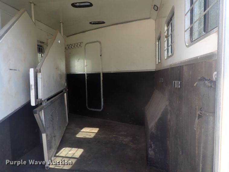 image for item DQ2989 2003 Keifer S-E173  livestock trailer