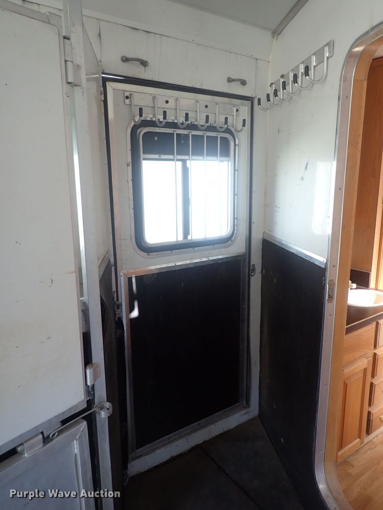 image for item DQ2989 2003 Keifer S-E173  livestock trailer