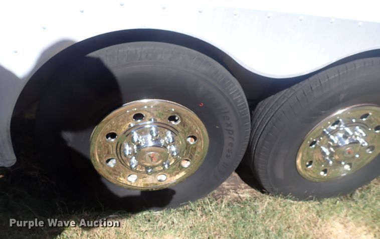 image for item DQ2989 2003 Keifer S-E173  livestock trailer