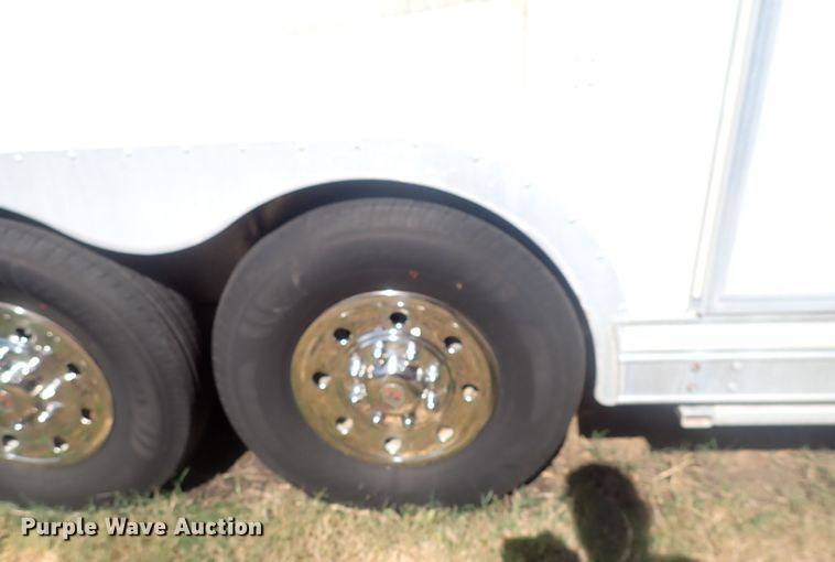 image for item DQ2989 2003 Keifer S-E173  livestock trailer