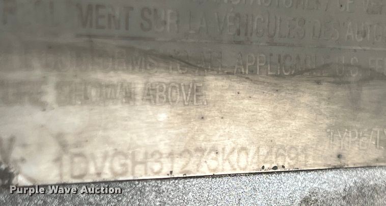 image for item DQ2989 2003 Keifer S-E173  livestock trailer