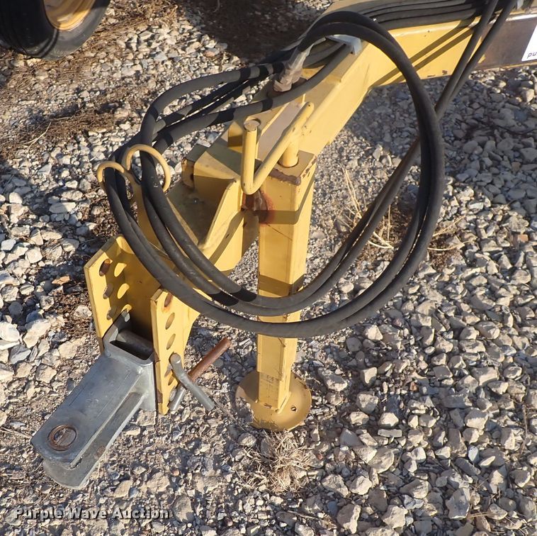 image for item DQ2992 Vermeer WRX18  hay rake