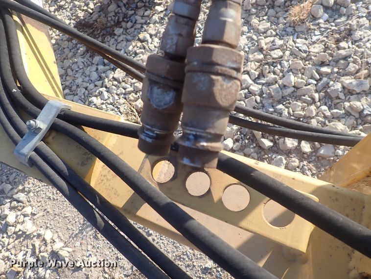 image for item DQ2992 Vermeer WRX18  hay rake