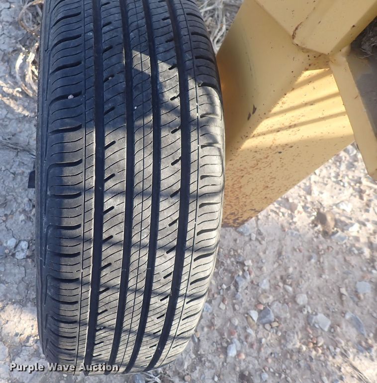 image for item DQ2992 Vermeer WRX18  hay rake