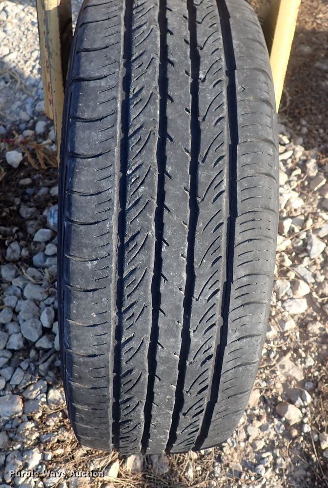 image for item DQ2992 Vermeer WRX18  hay rake