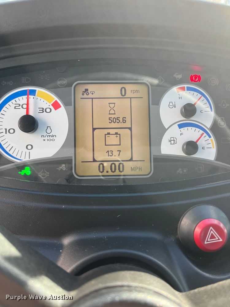 image for item DQ2998 2015 New Holland T4.75  MFWD tractor