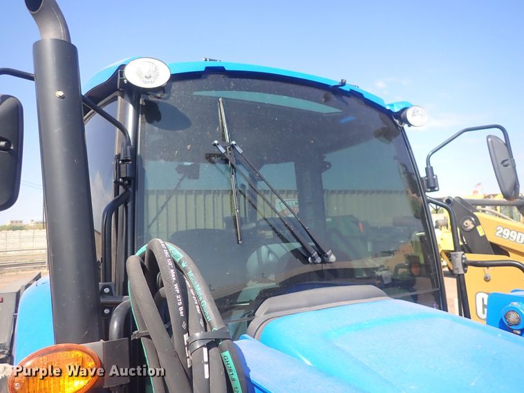 image for item DQ2998 2015 New Holland T4.75  MFWD tractor