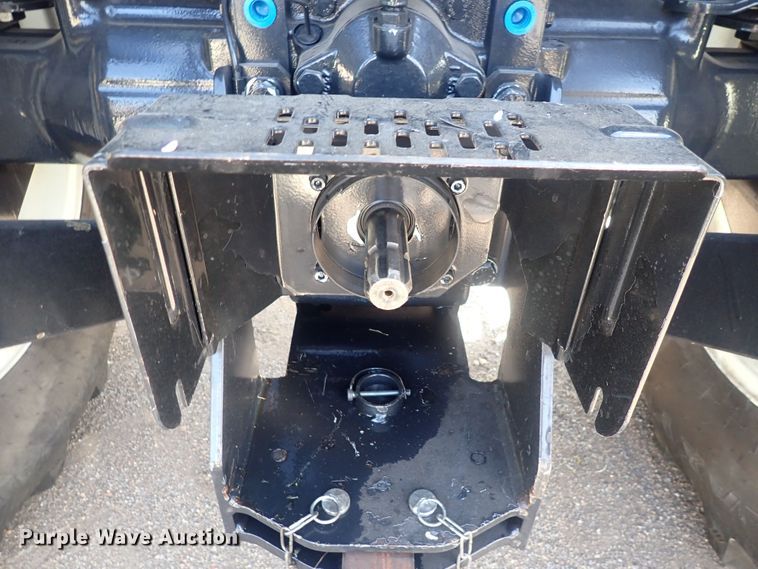 image for item DQ2998 2015 New Holland T4.75  MFWD tractor