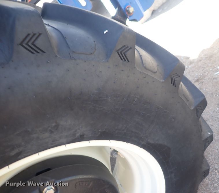 image for item DQ2998 2015 New Holland T4.75  MFWD tractor