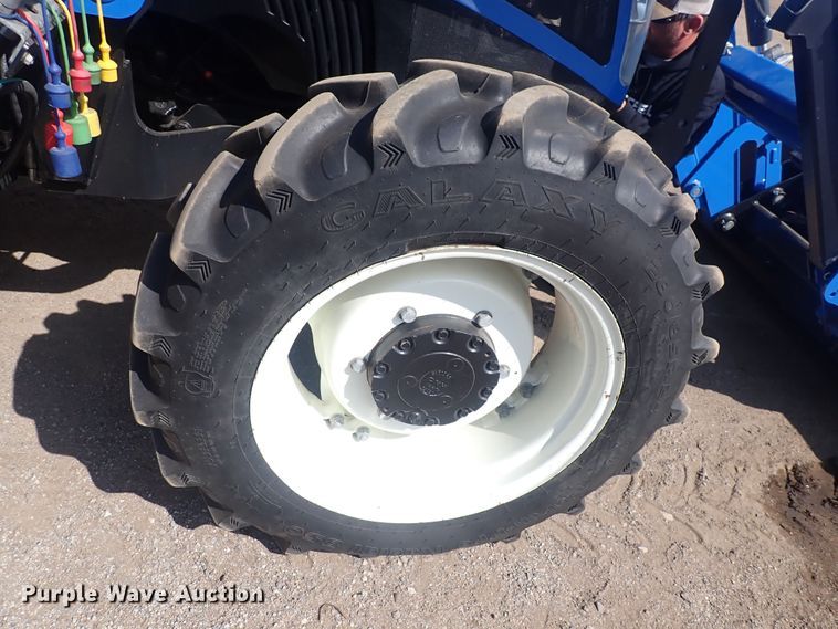 image for item DQ2998 2015 New Holland T4.75  MFWD tractor