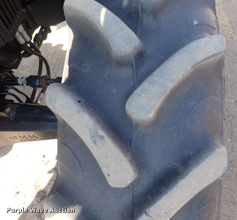 image for item DQ2998 2015 New Holland T4.75  MFWD tractor