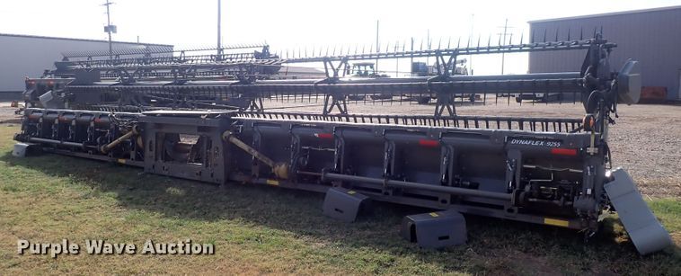 image for item DQ3003 2016 Gleaner Dynaflex 9255  flex draper head