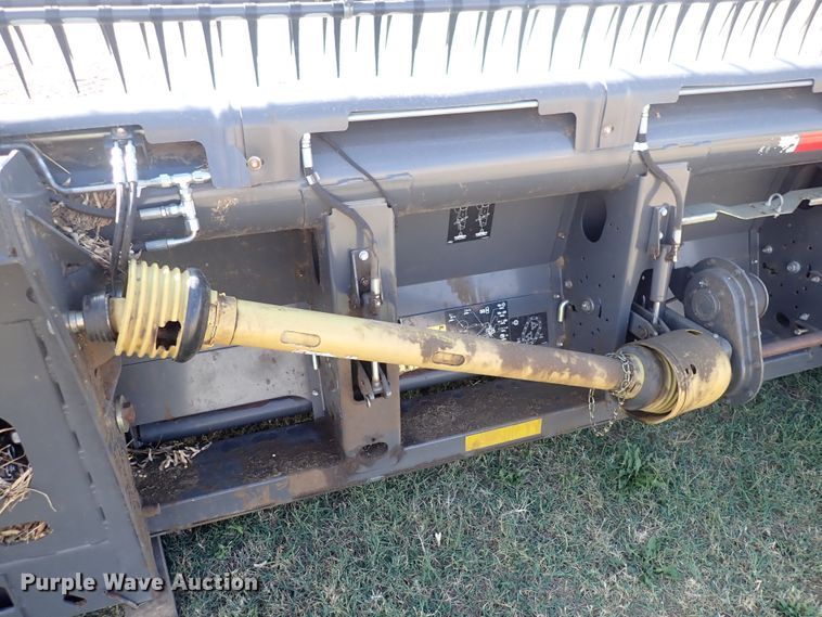 image for item DQ3003 2016 Gleaner Dynaflex 9255  flex draper head