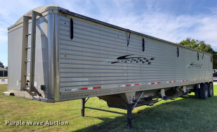 image for item DR0948 2015 Timpte  grain trailer