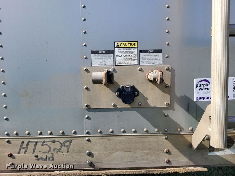 image for item DR0948 2015 Timpte  grain trailer