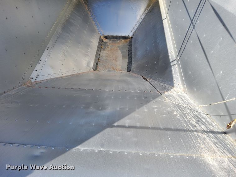 image for item DR0948 2015 Timpte  grain trailer