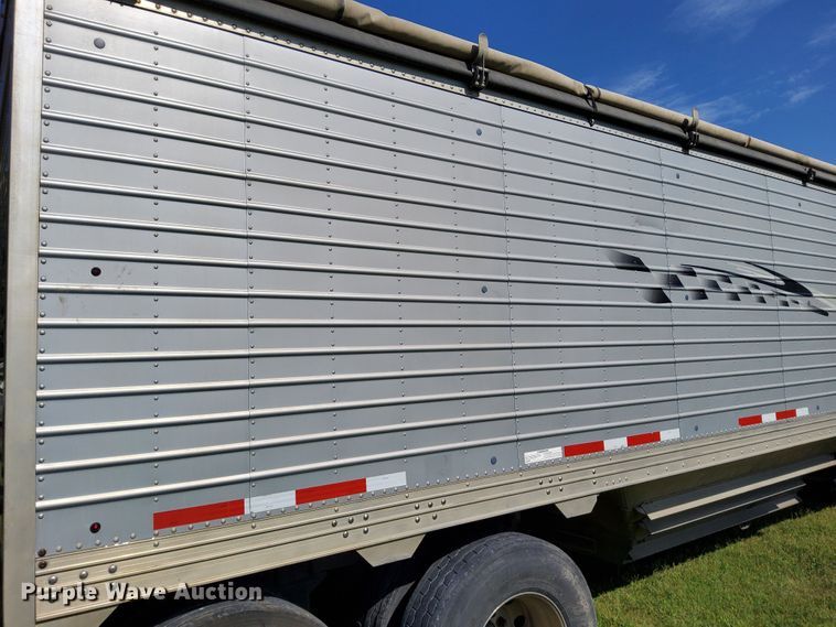 image for item DR0948 2015 Timpte  grain trailer