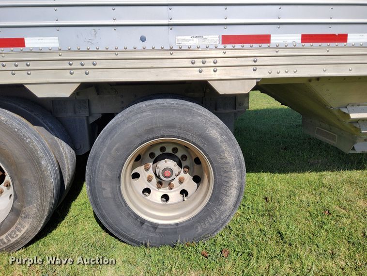 image for item DR0948 2015 Timpte  grain trailer