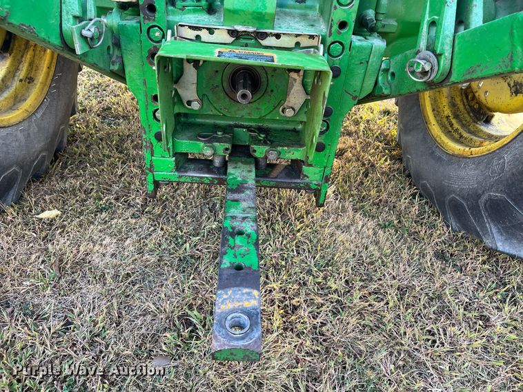 image for item DR7272 1995 John Deere 6200  MFWD tractor