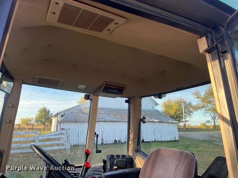 image for item DR7272 1995 John Deere 6200  MFWD tractor