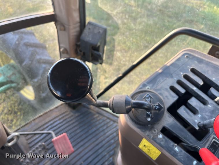 image for item DR7272 1995 John Deere 6200  MFWD tractor