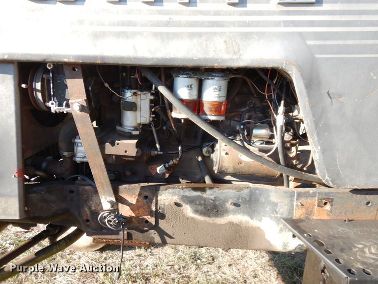 image for item DS1438 White 2-105 Field Boss  tractor