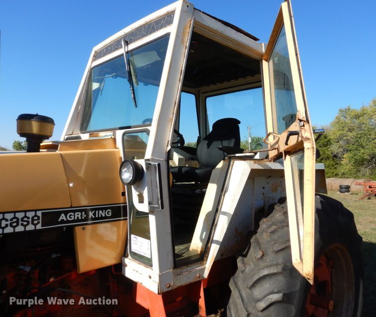 image for item DS1439 1973 Case 870  tractor