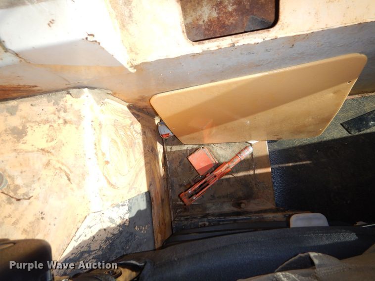 image for item DS1439 1973 Case 870  tractor