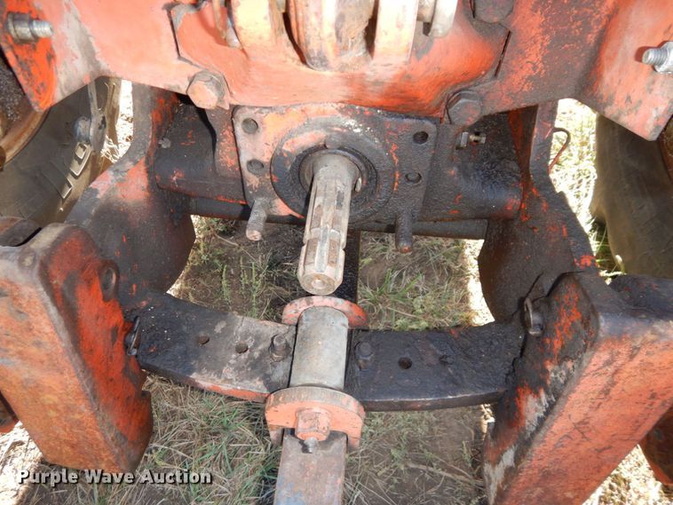 image for item DS1439 1973 Case 870  tractor