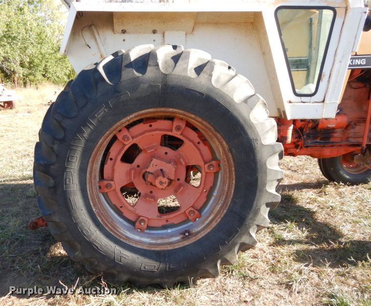 image for item DS1439 1973 Case 870  tractor