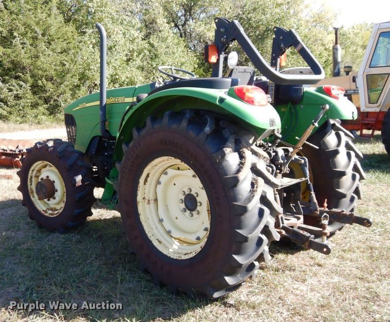image for item DS1440 2006 John Deere 5425  MFWD tractor