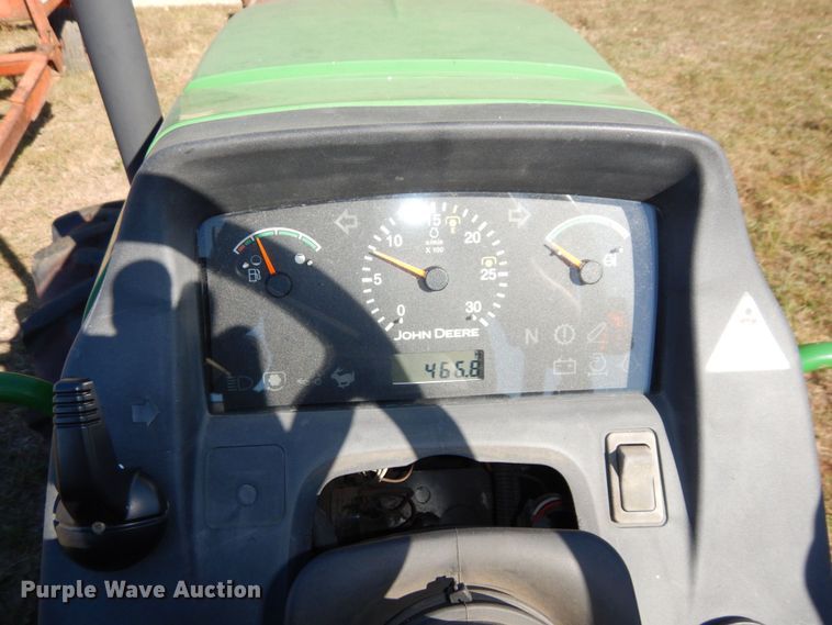 image for item DS1440 2006 John Deere 5425  MFWD tractor