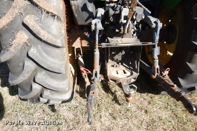 image for item DS1440 2006 John Deere 5425  MFWD tractor