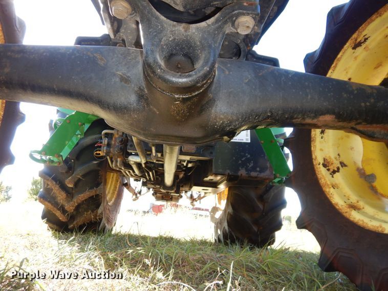 image for item DS1440 2006 John Deere 5425  MFWD tractor